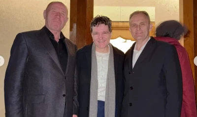 aparitie surpriza a lui nicusor dan alaturi de doi psd isti la o manastire 69dc1c2fa894c