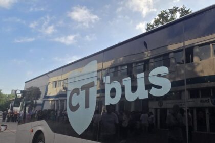 atentie constanteni autobuzele 5 40 5b si 44 au intarzieri din cauza aglomeratiei din zona cimitirelor 69e4877ca0a5a