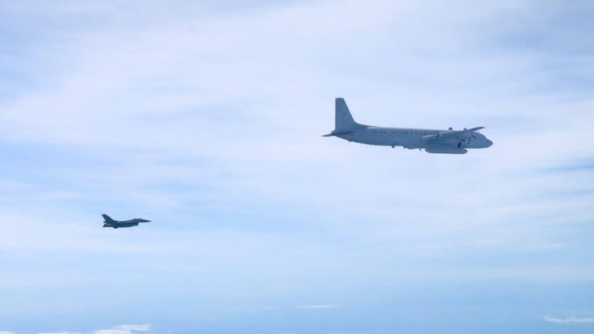 avioane f 16 romanesti au interceptat un avion militar rusesc deasupra marii baltice 69dfce3ca0283