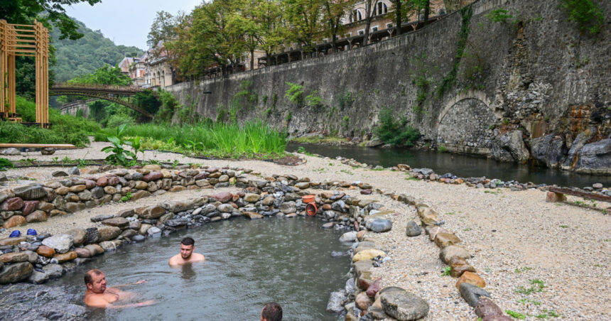 bilete de tratament balnear pentru 2026 avizate de ministerul finantelor cate locuri sunt si cine poate beneficia gratuit 69dfd2212b085