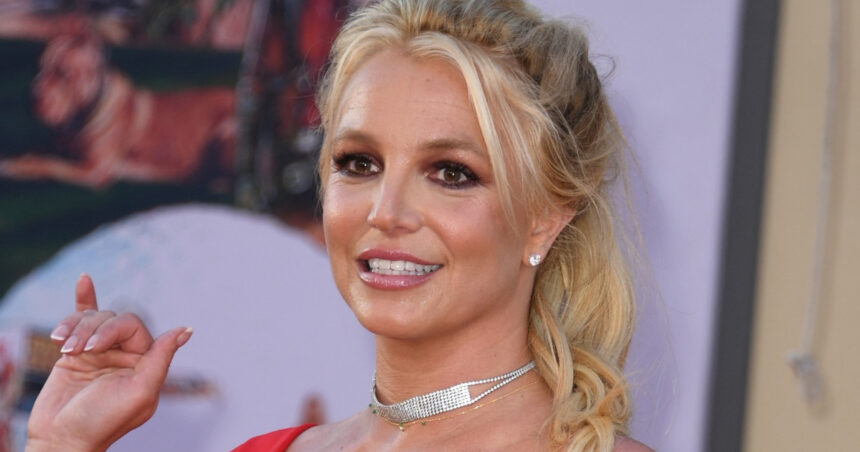 britney spears la reabilitare dupa ce a fost arestata pentru ca a condus sub influenta drogurilor si a alcoolului 69df97a00d7a2