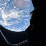 ce simti cand vezi pamantul din spatiu marturiile astronautilor misiunii artemis 2 69e1d11cc8096