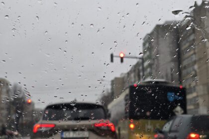 cod galben de vreme rea in aproape toata tara in dobrogea vor fi precipitatii sub forma de ploaie lapovita si ninsoare 69d638c955f16