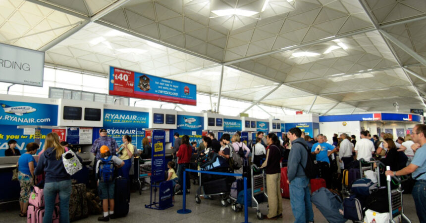 compania aeriana ryanair anunta ca va inchide ghiseele de check in cu 20 de minute mai devreme care este motivul 69e9322028f07