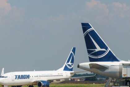 conferinta de presa la sediul tarom angajatii reclama intentia guvernului de a inchide compania incepand cu 30 aprilie 69e748594637e