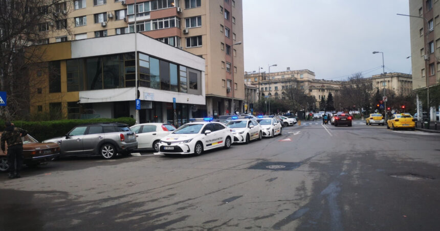 controale in zona salii palatului politia verifica parcarile ilegale si rezervarile contra cost 69e205cce956e
