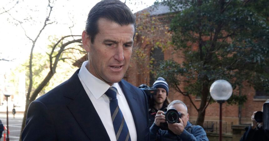 cum a ajuns cel mai decorat soldat al australiei sa fie inculpat pentru crime de razboi 69d4b72911736