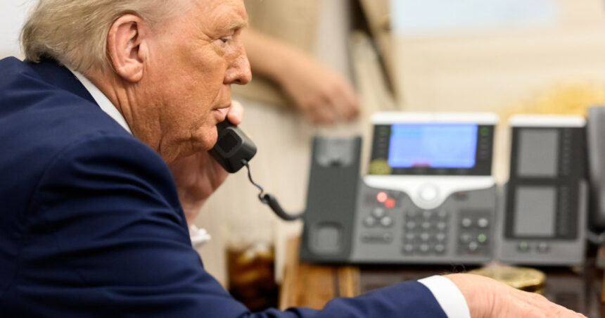 donald trump i a felicitat pe astronautii misiunii artemis 2 sunteti cu adevarat extraordinari astazi ati facut istorie 69d49ea019ec6