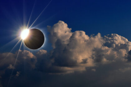 eclipsa totala de soare din 2026 vizibila si din romania cand are loc fenomenul astronomic al anului 69e310fbe52ac