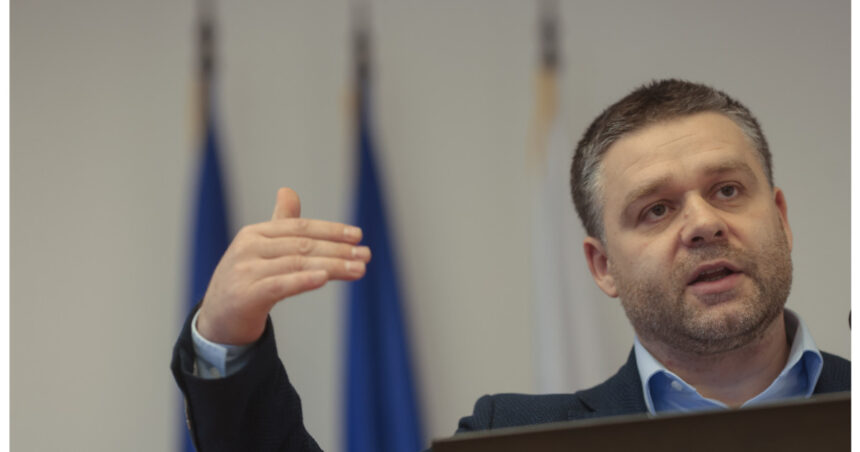 exclusiv ciucu spune de cand a inceput razboiul psd cu bolojan o strategie a psd de a submina guvernarea din interior 69e91be0012ca