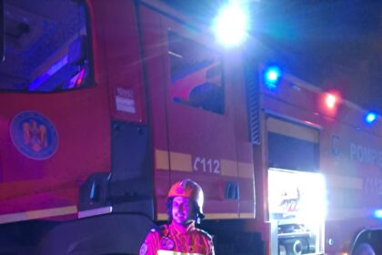 explozie intr un bloc din municipiul constanta un barbat a ajuns la spital cu arsuri pe fata 69dc784775097