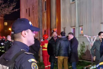 florin mitroi cornel mototolea cristian amarandei si costin rasauteanu prezenti la incendiu din henri coanda 69de7d255c34f
