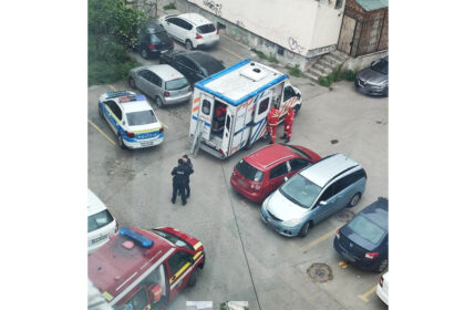 foto alerta 112 in zona cet din constanta o femeie a cazut de la etaj 69f21fff8a1a7