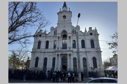 foto biserica greaca din braila intesata de enoriasi izvorul descoperit in parohie deschis de preoti o singura data pe an 69e1e7ffcd882