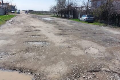 foto bulevard din mangalia priveliste ca dupa bombardament locuitorii se tem ca asfaltarea se va face la pastele cailor ce spune paul foleanu vicele cu atributii de primar al urbei 69e2356484514