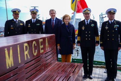 foto casa regala a romaniei in vizita oficiala la fortele navale in garnizoana constanta 69ccb3e22c047