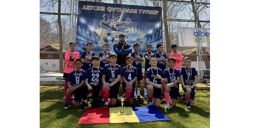 foto fotbalistii cs medgidia au urcat pe podimul turneului golden dobrudzha cup din albena 69d4a772e65ec