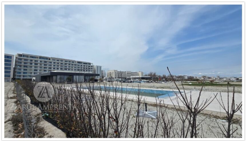 foto soarta piscinei exterioare de pe plaja caelia din mamaia estimata la 8 milioane de euro s ar putea decide astazi investitorul a cerut urgentarea procesului 69f2c1b91e840