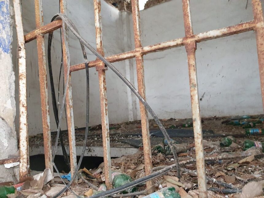 galerie foto cladire degradata din peninsula ajunsa pe mainile fostului consilier al lui mazare vizata de noi operatiuni imobiliare 69d7861e182e6