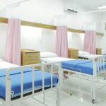 guvernul reduce cu 14 000 numarul paturilor de spital in urmatorii trei ani 69f2f029ed7b5
