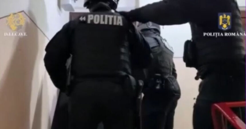 haine detergenti sau licente software procurorii din toata tara au intrat peste persoane care vand produse contrafacute 69ef3f8ee501f