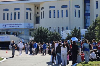 la constanta incepe targul de oferte educationale educampus pentru viitorii liceeni si studenti vezi aici programul 69e1e0f8761d4