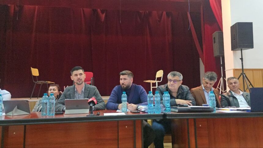 live foto video consiliul local cernavoda intrunit in sedinta ordinara reorganizarea aparatului primarului si serviciilor publice locale pe ordinea de zi 69f366ef5b2a0