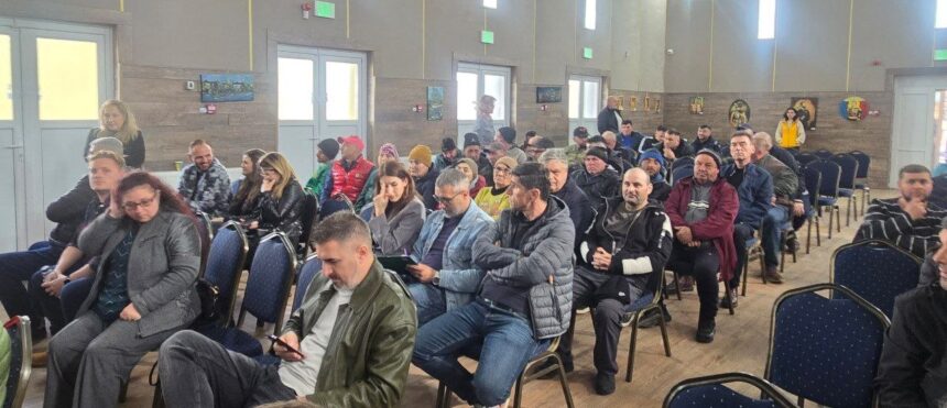 live foto video puz ul depozitului de deseuri nepericuloase din lumina realizat de compania envirotech srl in dezbatere publica organizata de primarie 69d657c7e4517