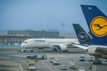 lufthansa reduce 20 000 de zboruri pe fondul cresterii costurilor combustibilului pentru avioane care sunt cele mai afectate 69e86183419bf