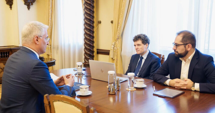 nicusor dan e esential ca orice s ar intampla in zona politica administratia sa lucreze pentru ca romania sa primeasca banii din pnrr 69e6409c48e04