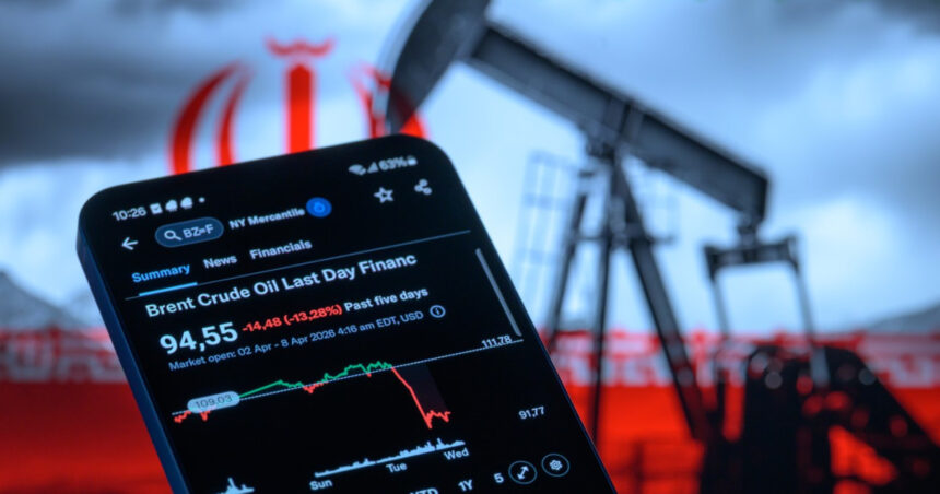 pariu de aproape 950 milioane de dolari pe scaderea pretului petrolului cu cateva ore inainte de armistitiul sua iran 69d76cee9b986