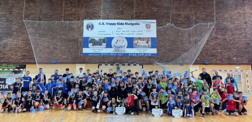 participare numeroasa la festivalul judetean de minihandbal de la medgidia 69d647b2cb282