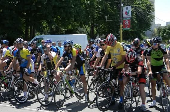 peste 150 de ciclisti din tara si strainatate sunt asteptati la start in turul dobrogei 69cd6177a5a08