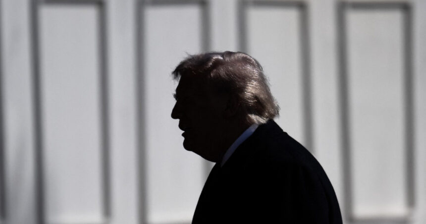 pretul petrolului a crescut brusc dupa informatii ca donald trump va analiza noi optiuni militare privind iranul 69f3285b40dc2