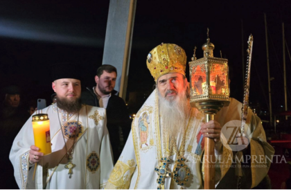 procesiune la manastirea dervent de izvorul tamaduirii ips teodosie va savarsi sfanta liturghie de hram 69de6af530f0c