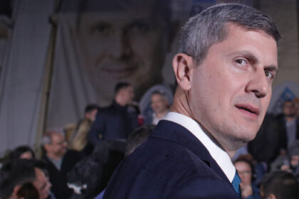 reactie din usr dupa alianta psd aur impotriva lui bolojan drumul pe care si l doresc duce fix la groapa 69ef3bdb0992e