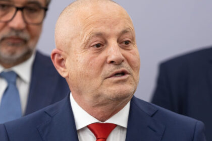 reactii dure in psd dupa ce un deputat social democrat de buzau a participat la sedinta pnl a avut toate functiile oferite pe tava 69e7af2b585c9