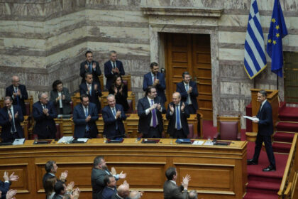 scandalul subventiilor agricole din ue toti cei 13 deputati greci anchetati raman fara imunitate 69e90dd001dc2
