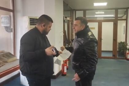 sentinta la tribunal claudiu palaz il obliga pe marian saioc sa isi stearga postarile prin care il denigreaza dupa scandalul din februarie 69e607333532a
