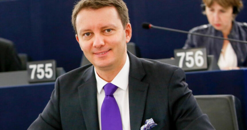 siegfried muresan sustine ca psd a reamintit ue ca e un partid care a atacat valorile europene parteneriatul cu aur alarmant 69efad646d727