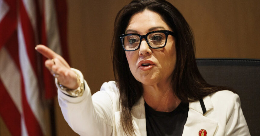 sua secretarul muncii paraseste administratia donald trump scandalurile din spatele multumirilor protocolare de despartire 69e71019f11ec