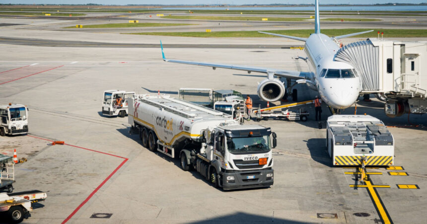 temeri crescande in europa privind anularea vacantelor de vara din cauza unei penurii de combustibil pentru avioane 69d9f3e72e040