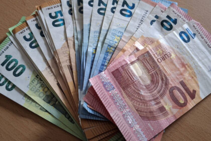 ungaria ar putea trece la euro pana in 2030 69e279cacb543