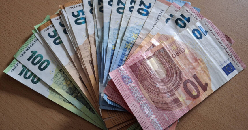 ungaria ar putea trece la euro pana in 2030 69e279cacb543