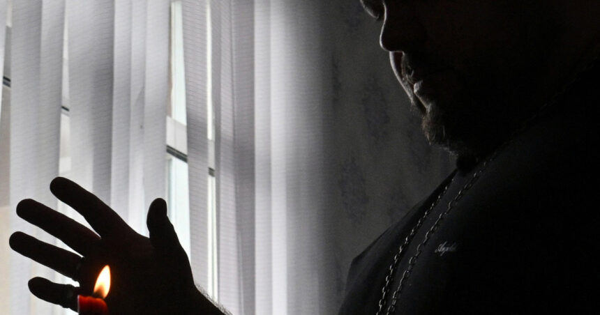 urmasii lui rasputin in vremuri grele rusii apeleaza tot mai des la vrajitorie ghicitul viitorului implica o putere diavoleasca 69e0e58904659