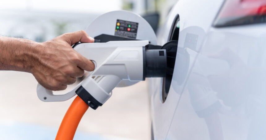 usr vrea sanctiuni pentru ocuparea abuziva a locurilor destinate incarcarii vehiculelor electrice proiect 69d11e282fd0c