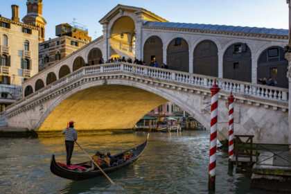 venetia reintroduce taxa de 10 euro pentru turistii care viziteaza orasul o zi 69cf82d7b19e5