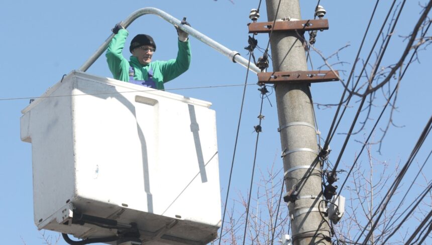 vezi aici zonele in care se fac lucrari la iluminatul public din constanta 69d3b175c017e