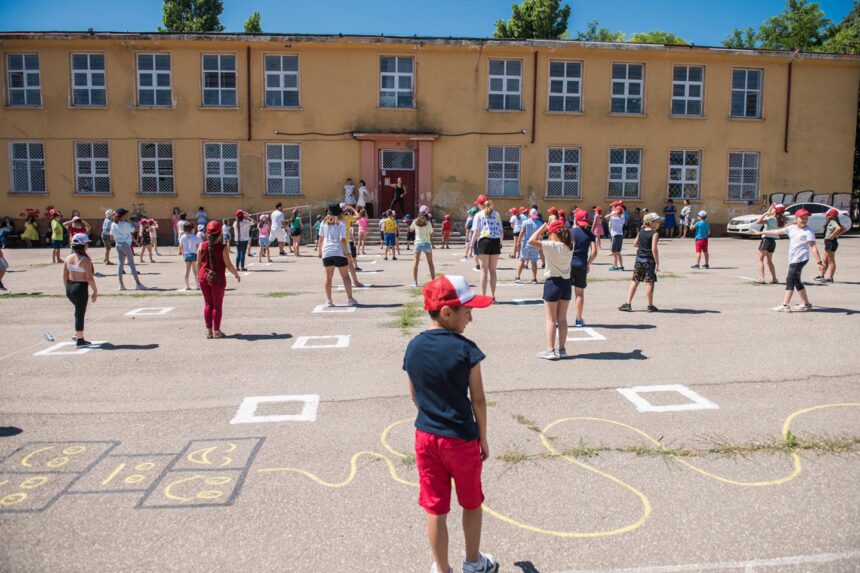 victorie definitiva pentru scoala 10 din constanta planul municipalitatii de a o desfiinta ca entitate juridica a fost blocat 69f09284cdbd1