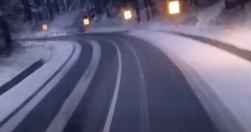 video avertisment pentru turistii care merg la munte in minivacanta de paste pregatiti va de conditii de iarna 69d809ed48d71